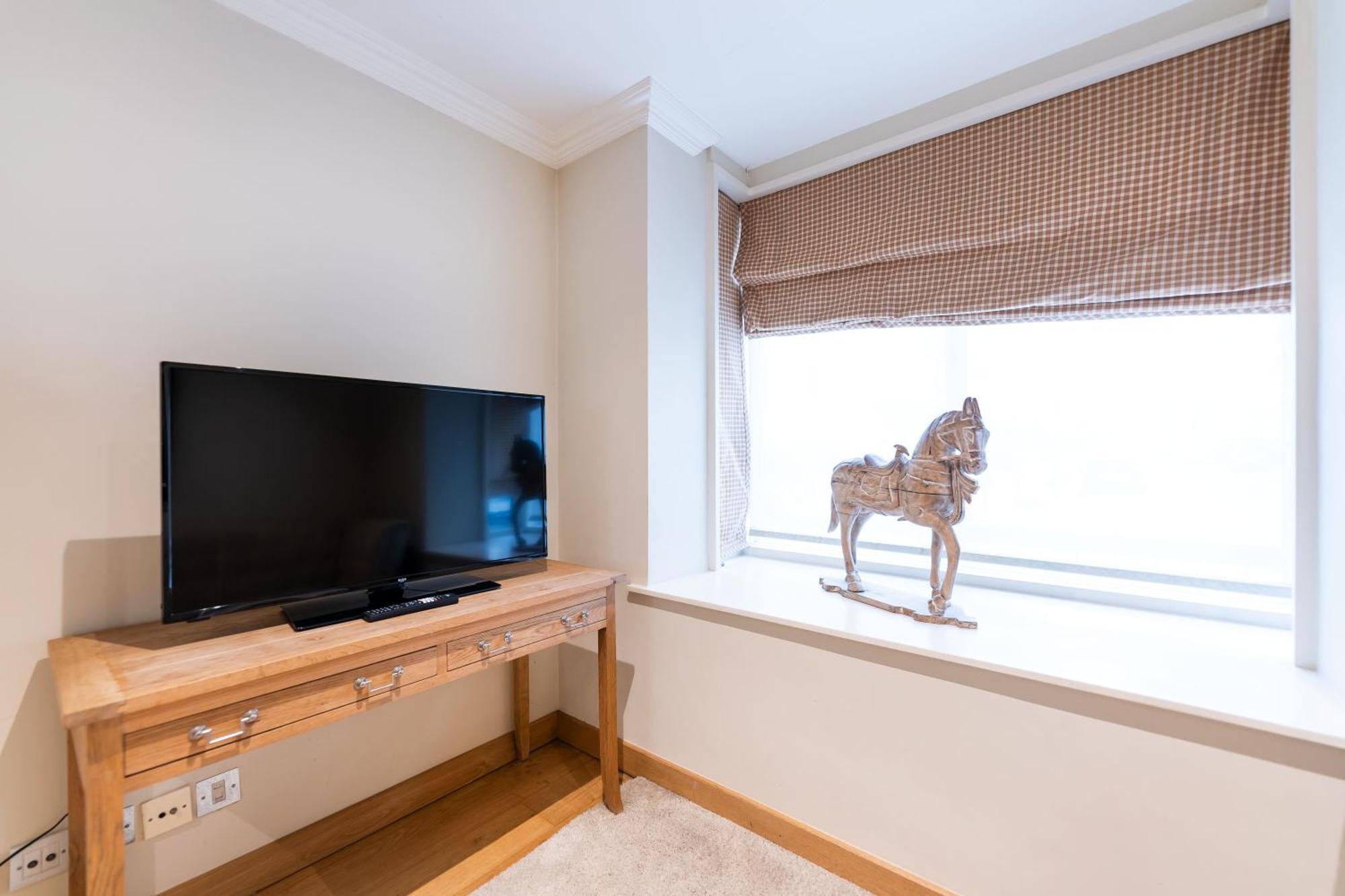 Luxury 6 Bedroom House In Southwick Street Лондон Екстериор снимка